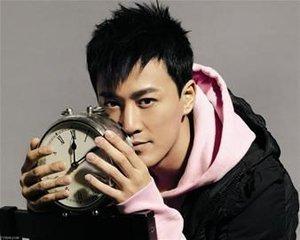 娱乐圈吃瓜男的叫什么,他是如何成为热门话题的？